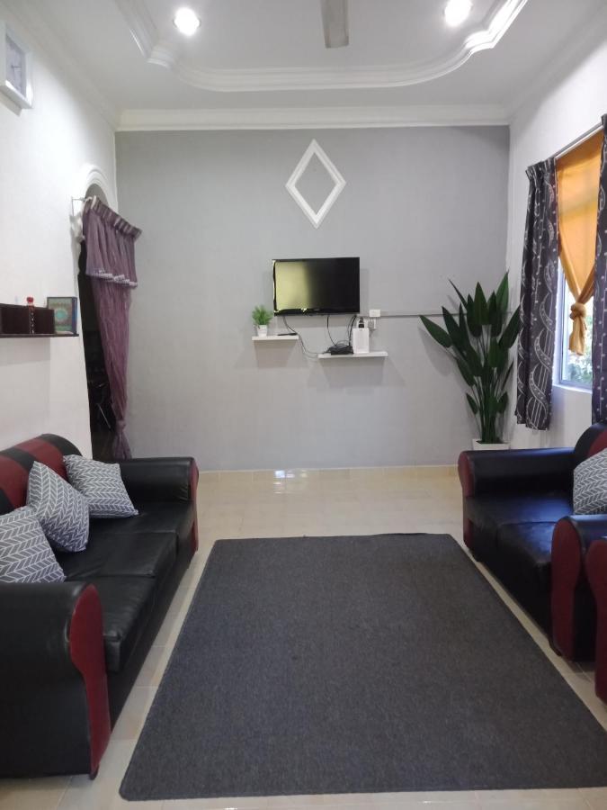 Homestay Tok Abah Kuala Besut Exterior foto